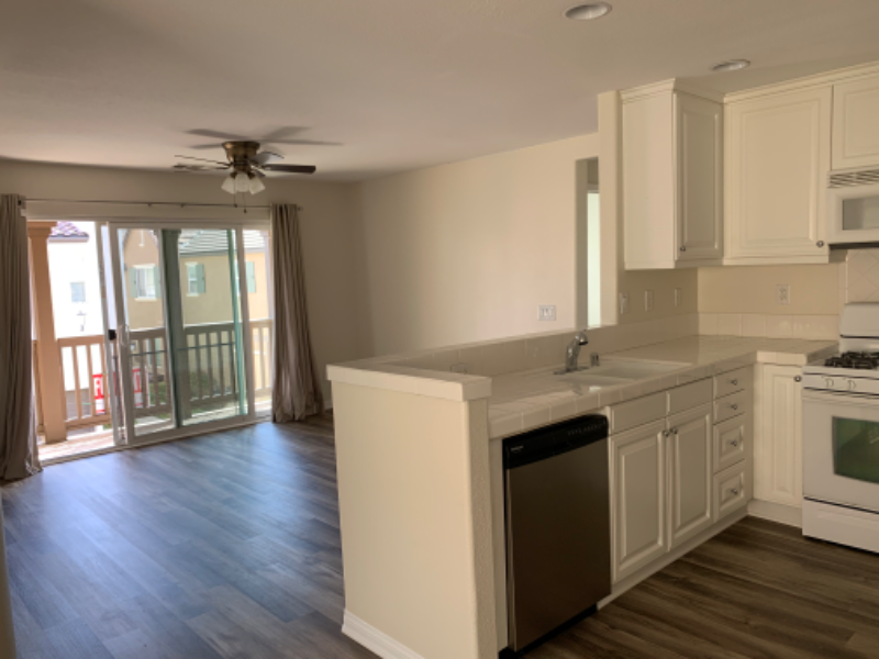 Santa Clarita Townhome: 28427 Santa Rosa ln