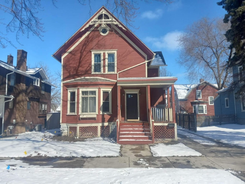 Bay City House: 1417 4th St
