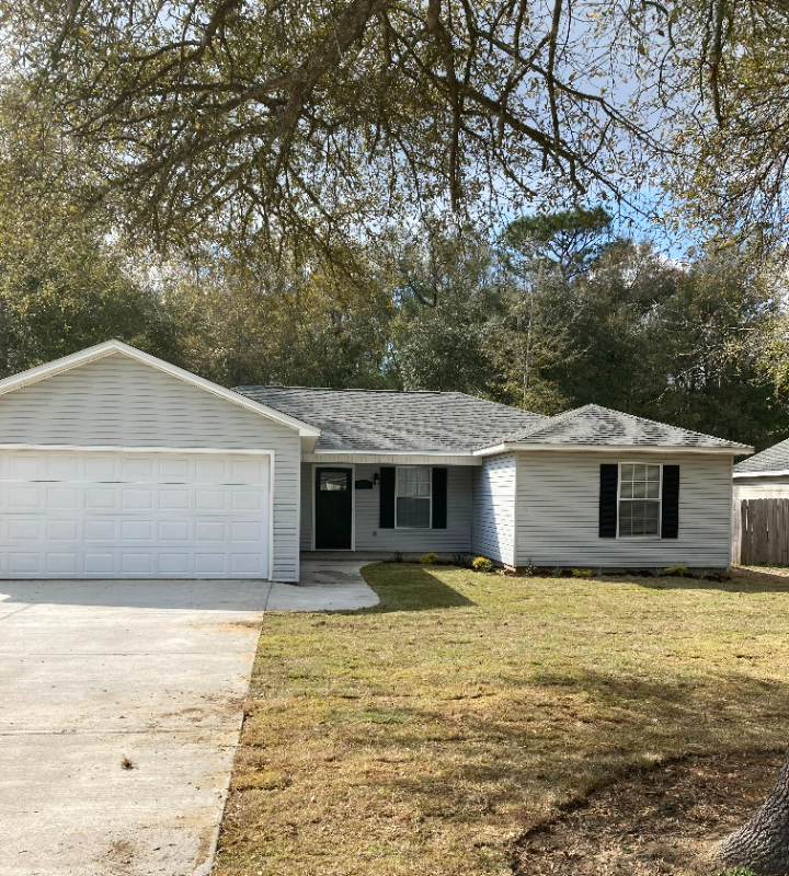 Milton House: 6056 Savannah Dr
