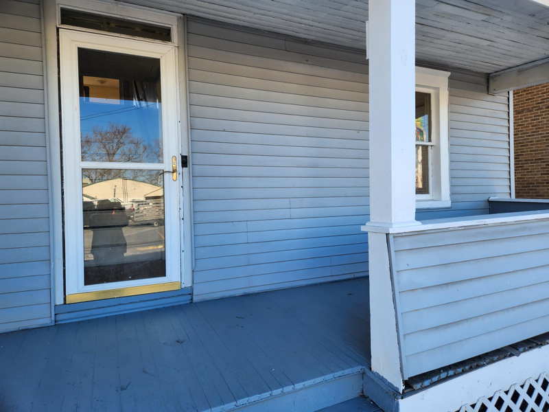 Port Matilda House: 102 S High St