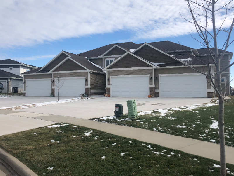 Windsor Townhome: 4349 Eagle Ridge Ln.