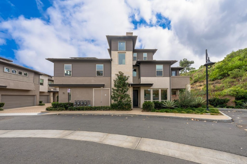 San Diego Townhome: 2375 Aperture Cir