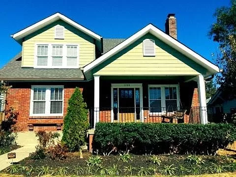 Nashville House: 1106 Lawrence Ave.