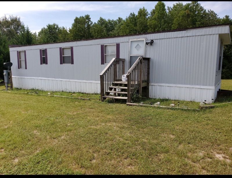 Johnston House: 70 Buttercup Drive