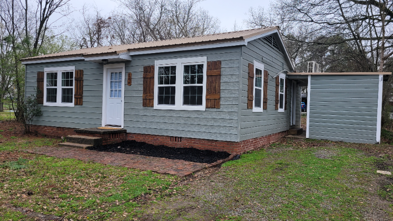 Des Arc House: 208 West Chester St