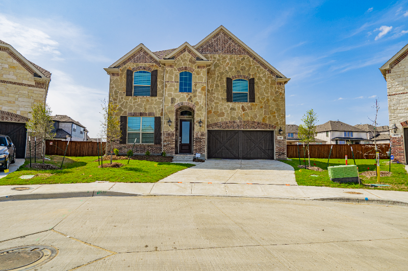 Dallas House: 8209 Abellia Ct