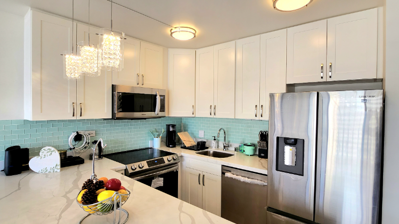 Honolulu Condo: 2140 Kuhio Ave