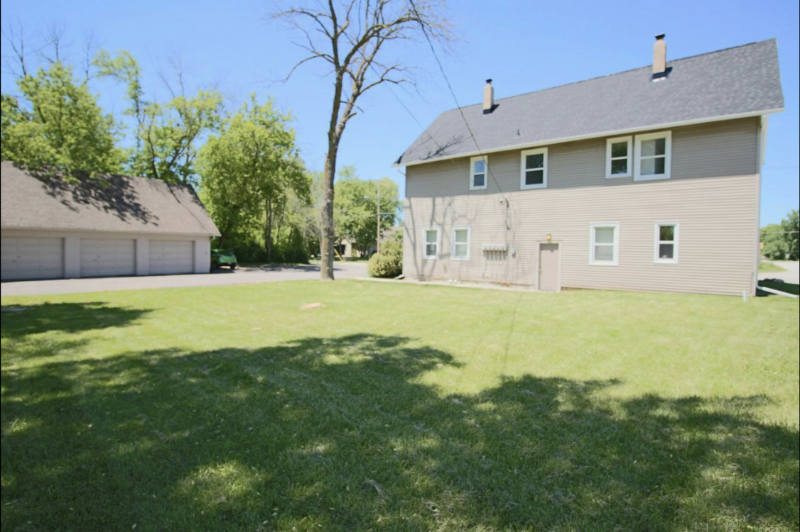 Oak Creek Multiplex: 4023 E Elm Road
