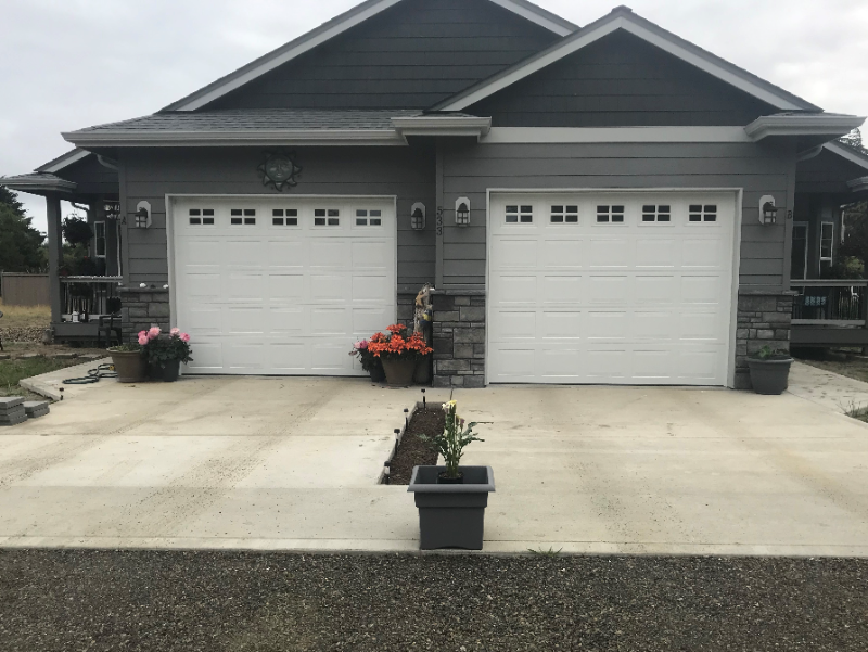 Ocean Shores Multiplex: 533 Sunset Ave NE