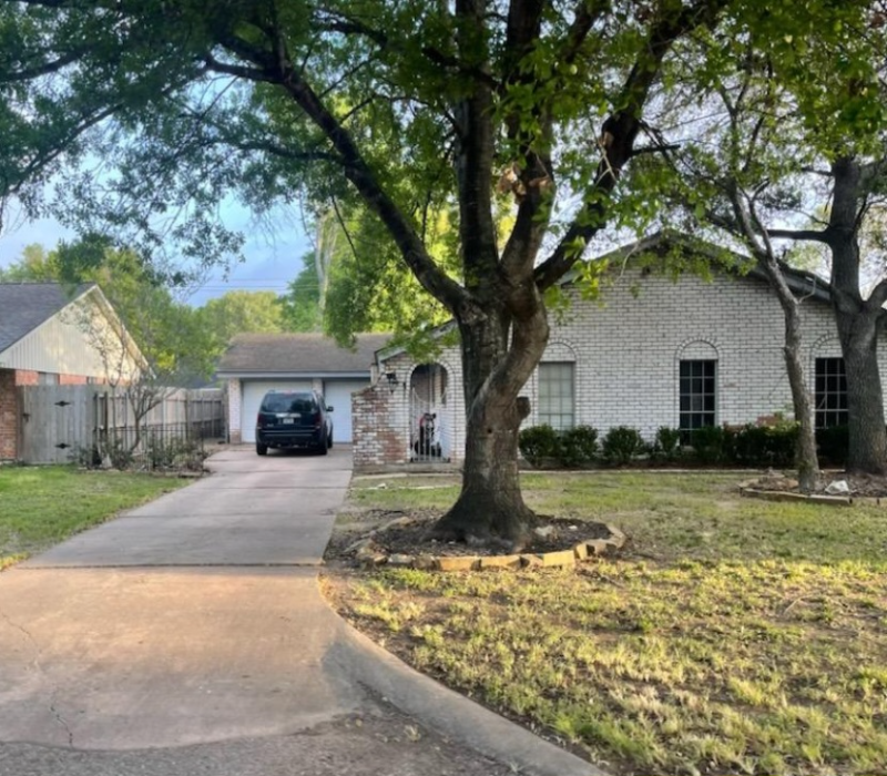 Rosenberg House: 1115 Frances Drive