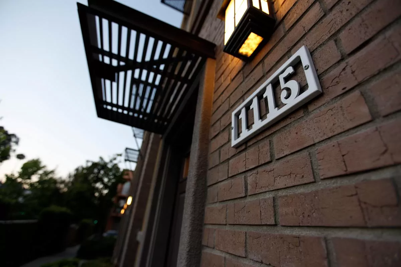 Fullerton Condo: 1115 Armstrong Dr