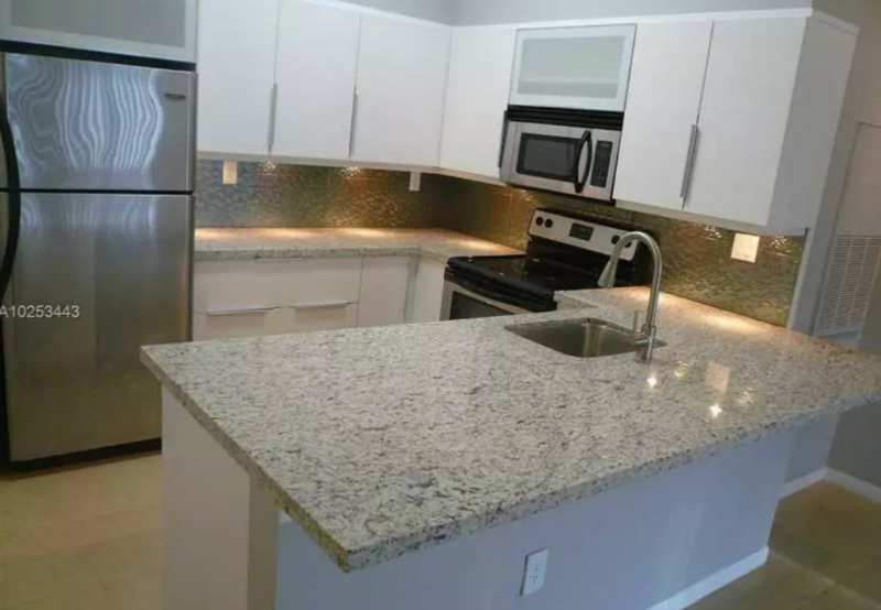 Fort Lauderdale Condo: 2445 S.W. 18th terrace