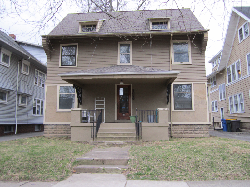 Rochester House: 1079 Park Ave