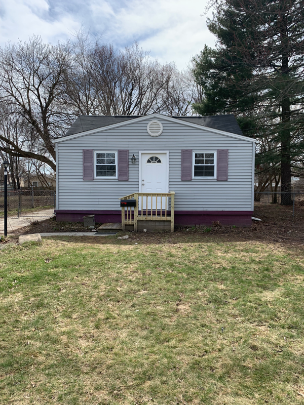Flint House: 3220 Dakota Ave.