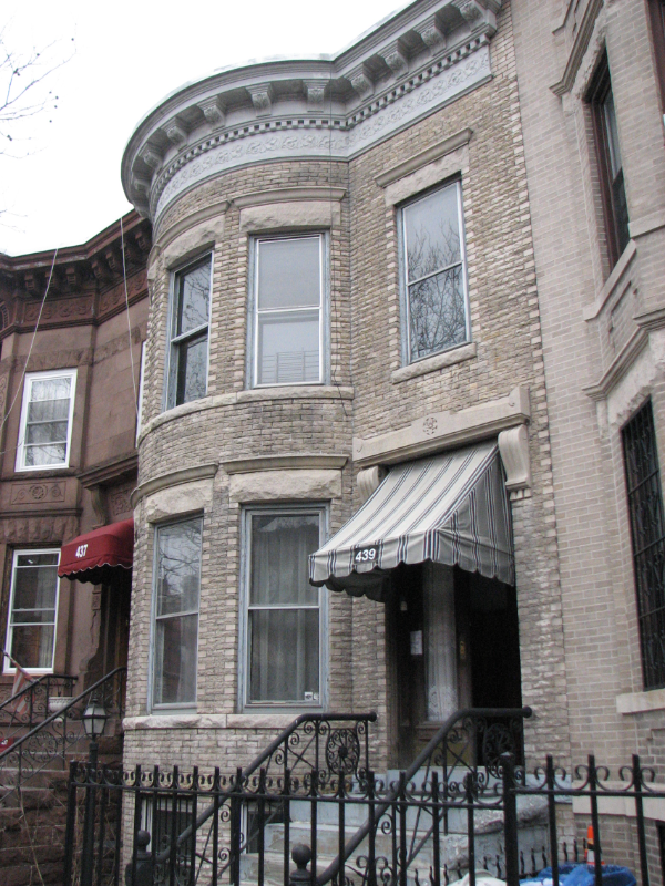 Brooklyn Apartment: 439 54th