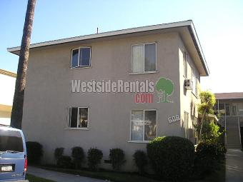 Glendale Apartment: 608 West Glenoaks