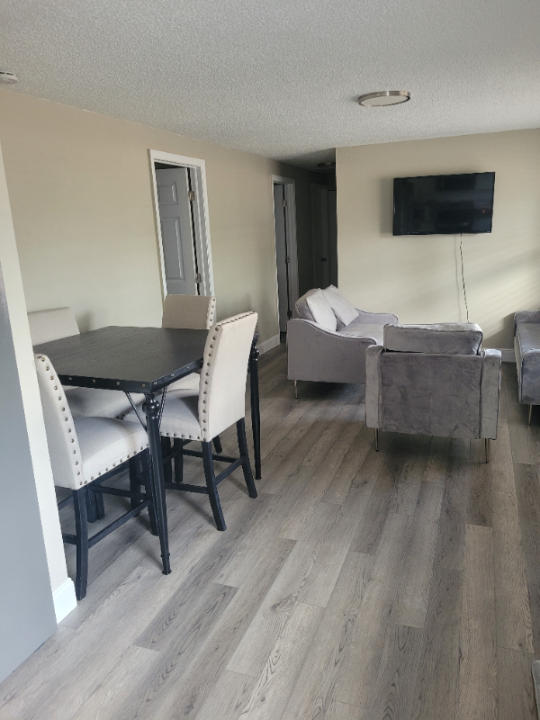 Largo House: 1665 134th Avenue