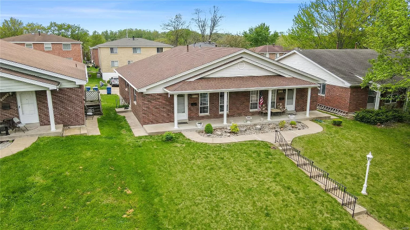 Saint Louis Multiplex: 10142 Buffton Drive