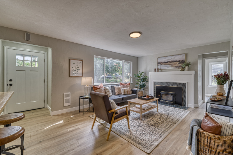 Bremerton House: 3223 Herren Ave