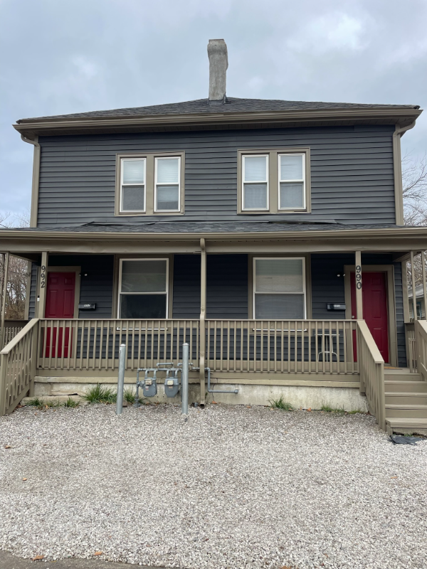 Columbus House: 990 N 9th St