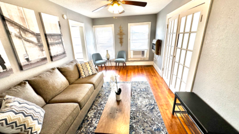 Houston Multiplex: 4405 Woodside