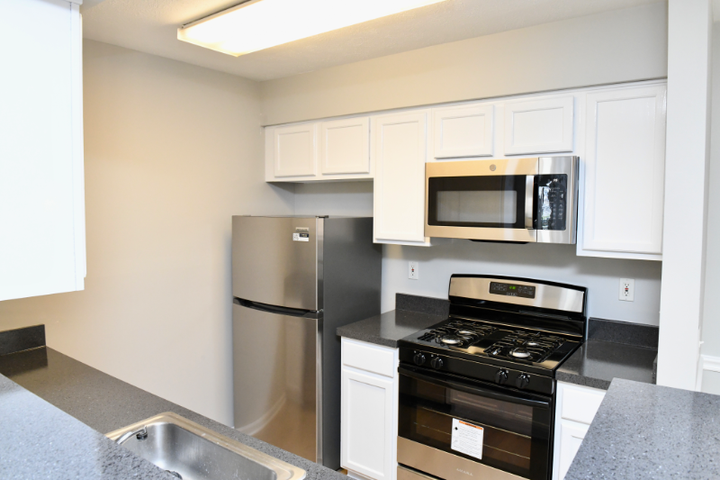 Upper marlboro Condo: 8911 Town Center Cir Unit