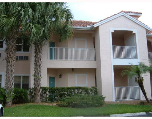 Port St Lucie House: 10045 Perfect Dr