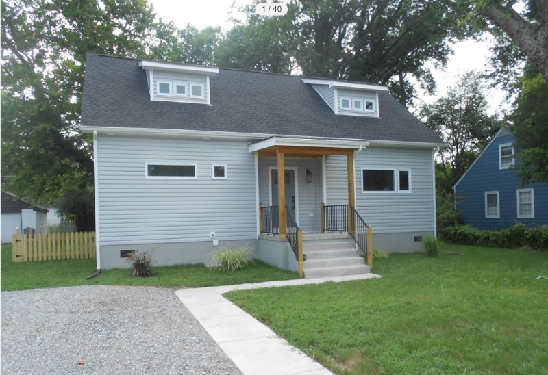 Richmond House: 1809 Doron Ln