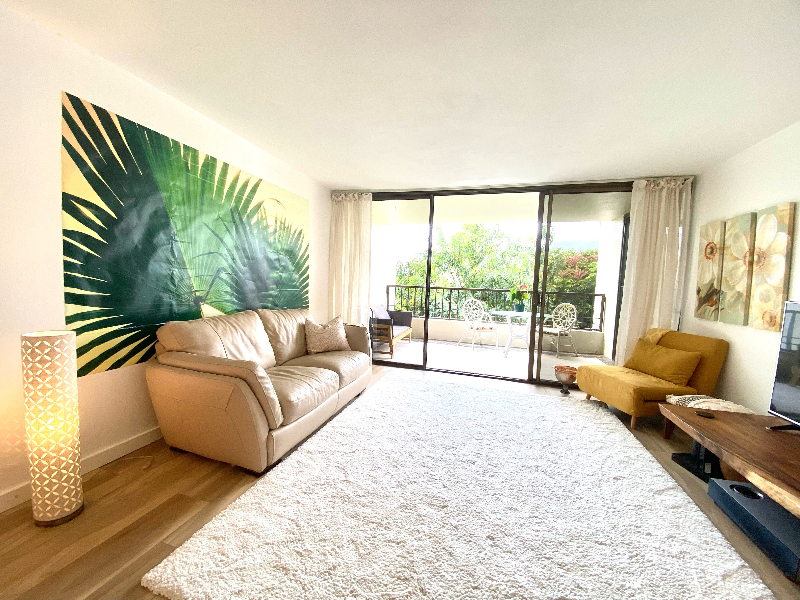 Honolulu House: 500 Lunalilo Home Road