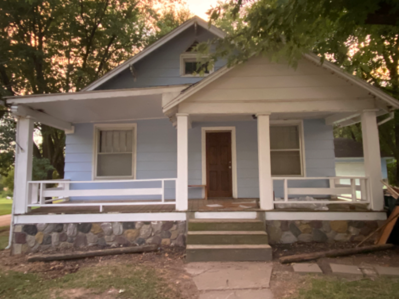 fayette House: 407 Watts Ave