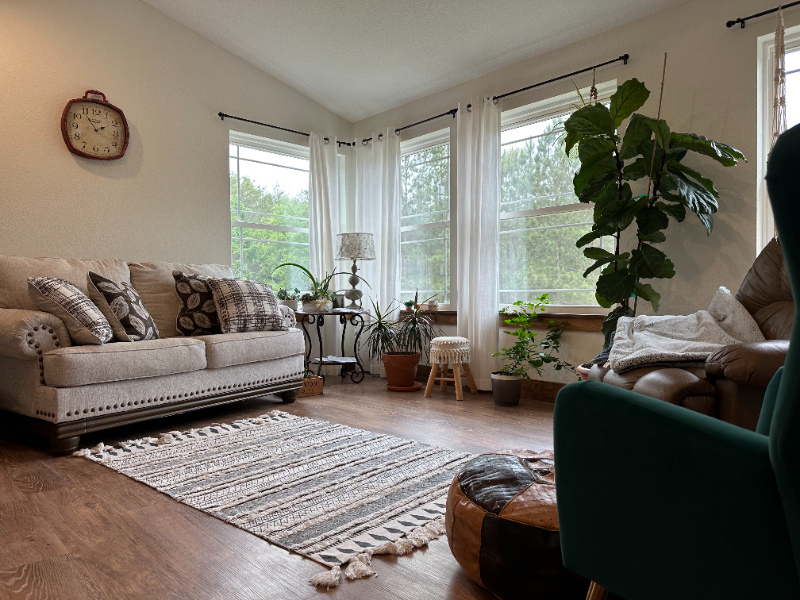 Canon Apartment: 56 Spring Creek Ct.
