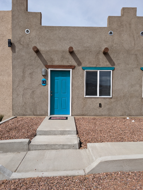 Florence Apartment: 651 South Union Street