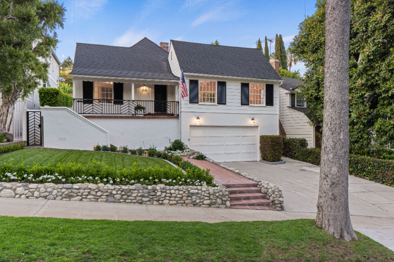 Los Angeles House: 10527 Le Conte Avenue