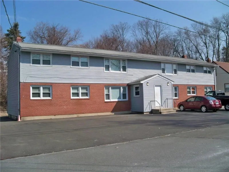 WALLINGFORD Apartment: 12 MAPLE AVENUE