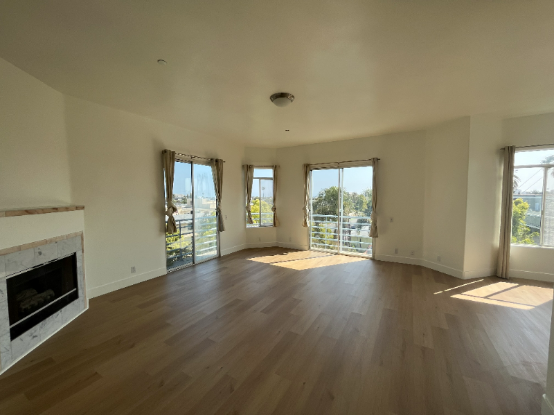 Santa Monica Condo: 1325 Arizona Ave