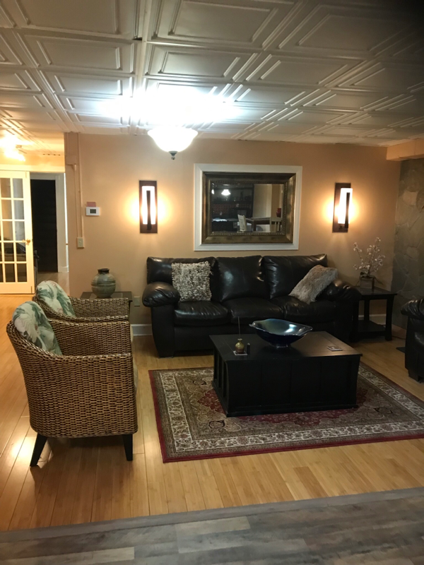 JOHNSON CITY Apartment: 248 Main st