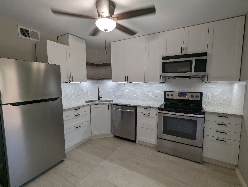 Johnson City Townhome: 114 Scofield Ave