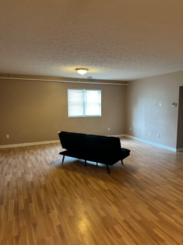 Morgantown Apartment: 3406 COLLINS FERRY RD