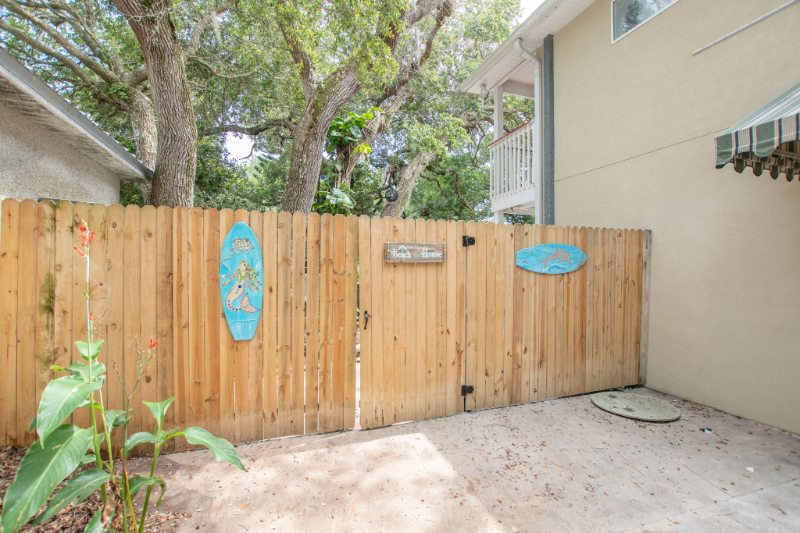 saint augustine House: 413 E St