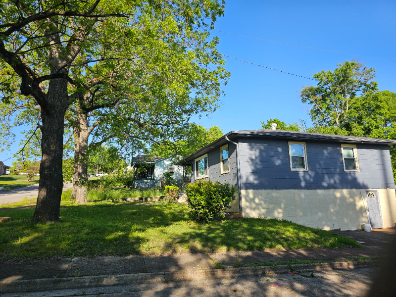 Birmingham House: 35th Ave. N.