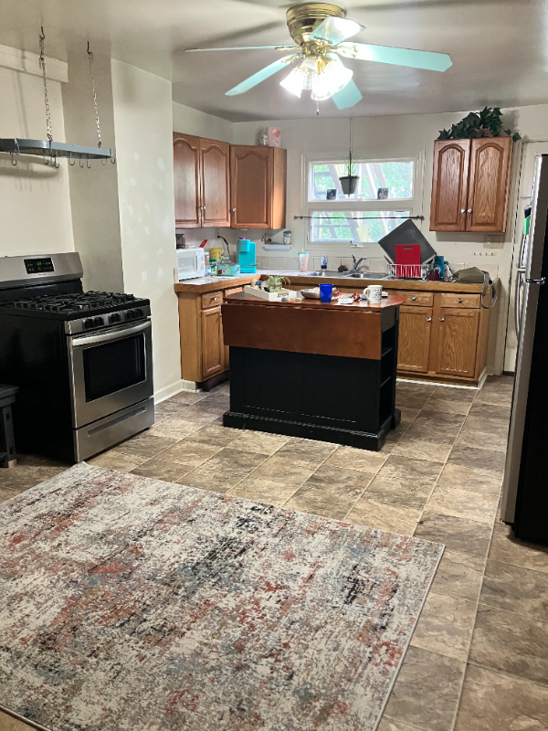 Troy Apartment: 447 Third St