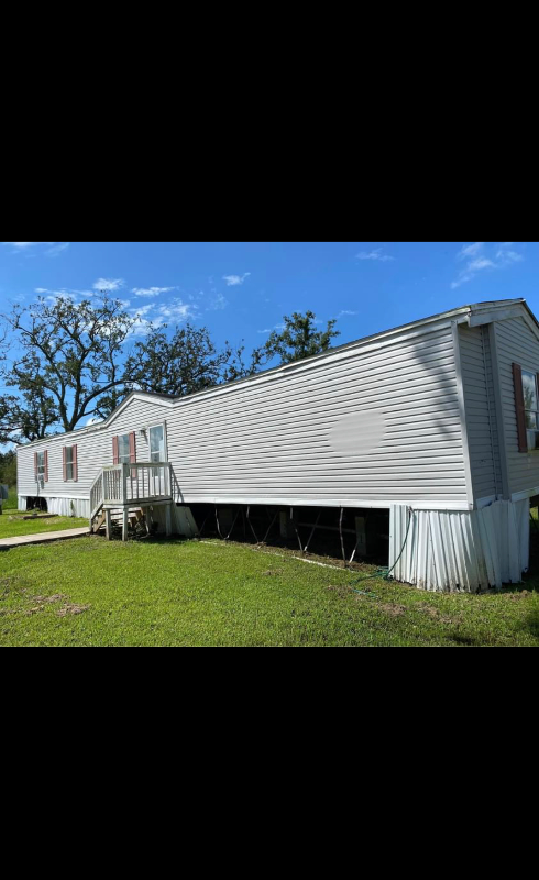 Gray House: 216 Marietta Place