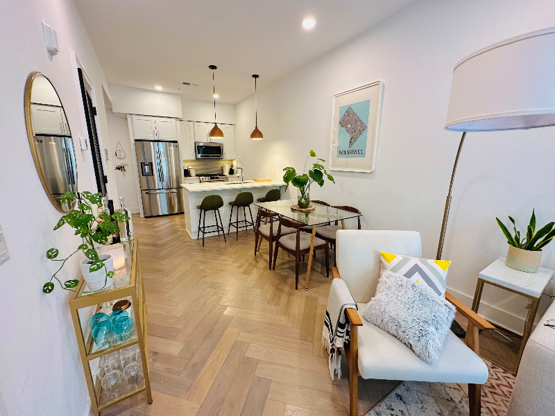 Washington Condo: 838 Varnum St NW