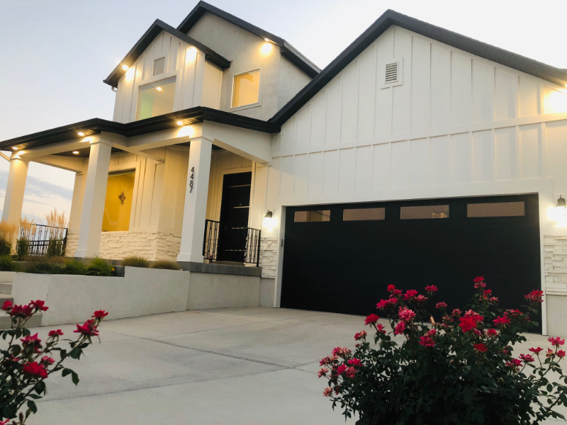 Lehi House: 4487 N Foxtrail Cir