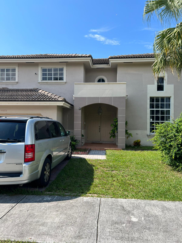 Miami House: 14375 SW 164 Terr