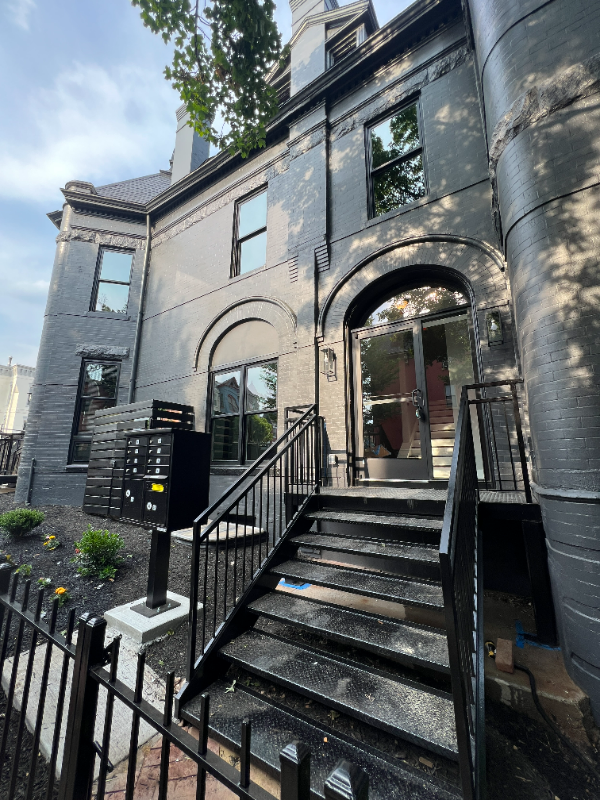 Washington Apartment: 318 M Street, NW