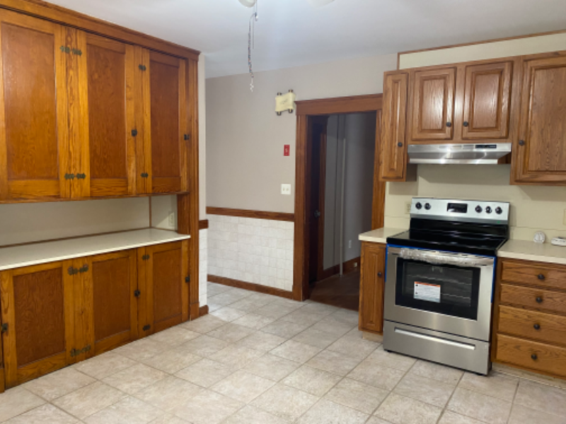 Millis Apartment: 244 Union st