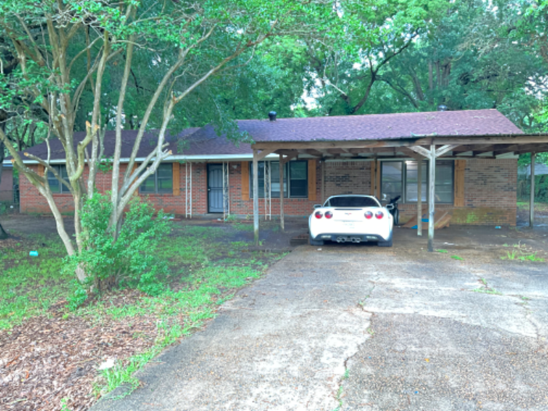 Monroe House: 304 Beasley St.