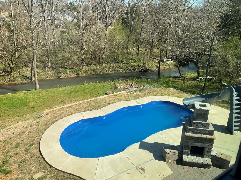 Huntsville House: 201 PUMPROCK DR