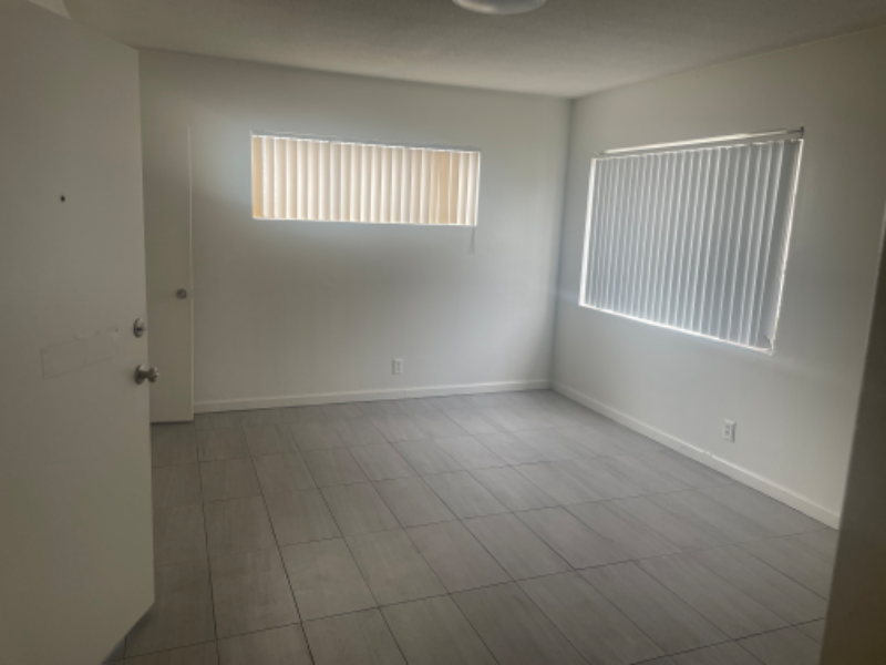 Huntington Park House: 7003 Rita Ave